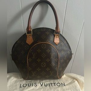 🤎🤎 Louis Vuitton 🤎🤎 Ellipse Bag